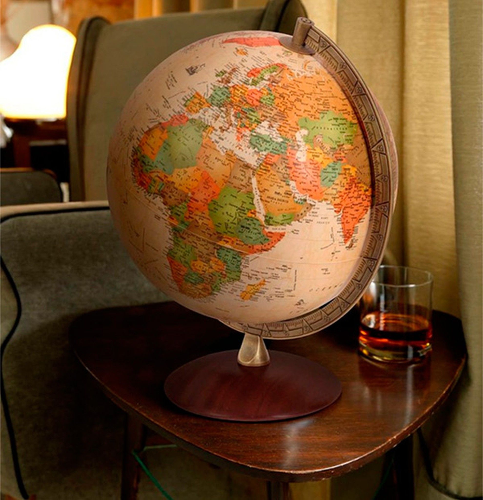 Las mejoras esferas terrestres y globos terráqueos en Cartabon.com