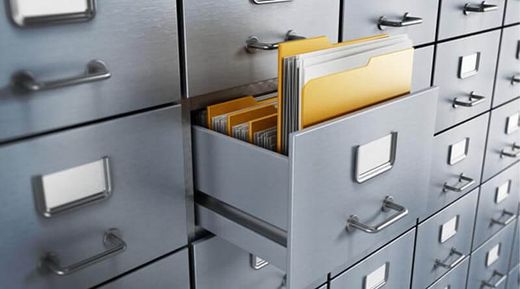 Cómo organizar documentos y archivadores en la oficina de forma eficiente