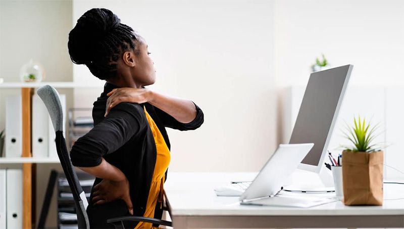 Ideas para mejorar la ergonomía en la oficina y crear un espacio de trabajo más saludable