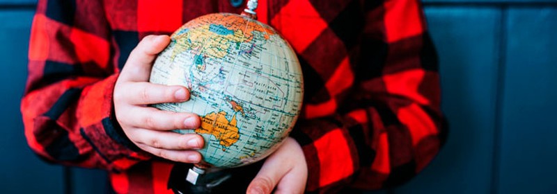 Por qué aprender geografía con mapas y esferas terrestres