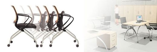 Cadeiras e bancos comunitários