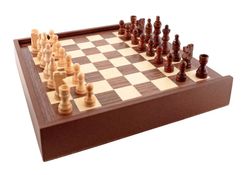 7 jeux en 1. FSC 100%. 100% durable