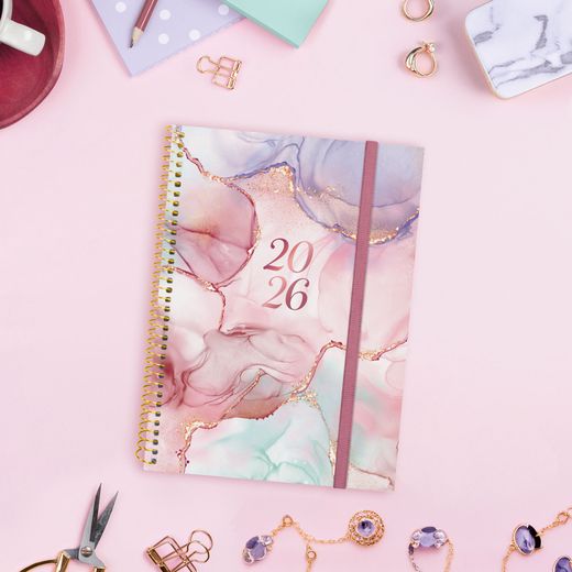 Agenda Design Col.E10-155X212Mm 1 día página 2026 Goldy