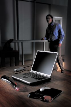 Tapis de souris Kensington avec repose-poignet duo gel rouge/gris