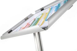 Atril con marco abatible