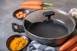 Panelas de la série Kaula