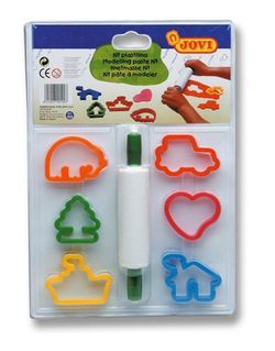 Blister 6 moldes más rodillo para plastilina