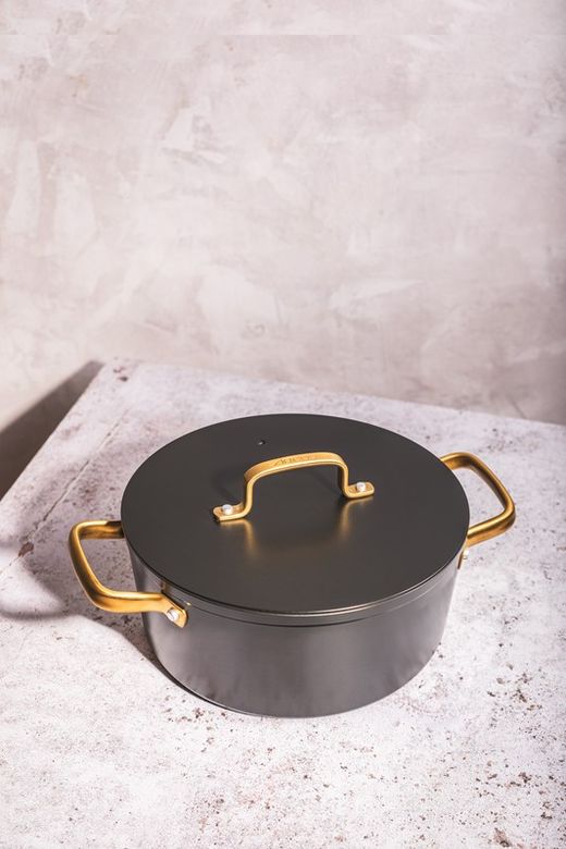 Panela de indução icônica de alumínio forjado 24cm preta