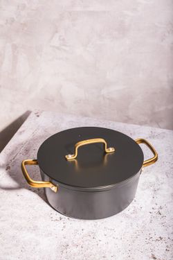 Panela icônica de alumínio forjado para indução, 28 cm, preta