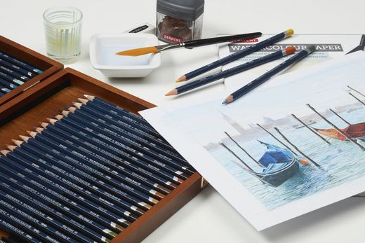 Caixa metálica com 24 lápis aquarela Derwent
