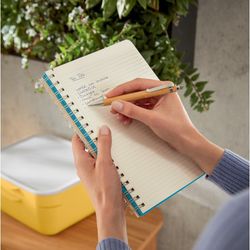 Caderno aconchegante fio leitz. capas duras