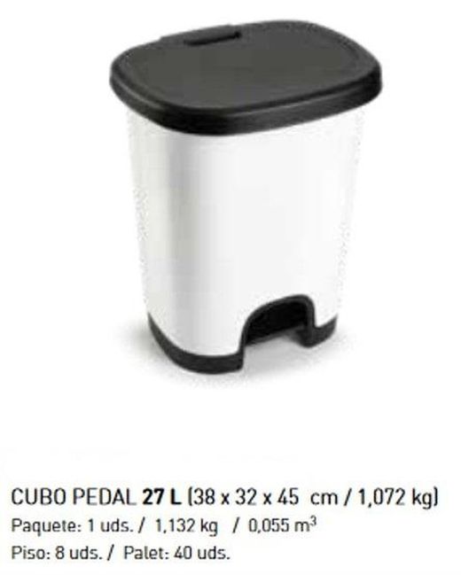 Seau en plastique à pédale