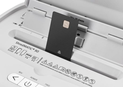 Petit destructeur de bureau DAHLE ShredMATIC SM90