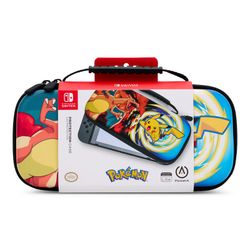 Cape de protection PowerA pour Nintendo Switch ou Nintendo Switch Lite - Pokémon : Charizard vs. Vortex Pikachu