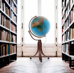 grande globo azul emily