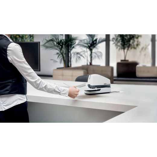 grampeador elétrico rapid optima 70