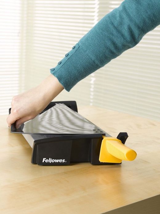 Guilhotina de alavanca de plasma Fellowes