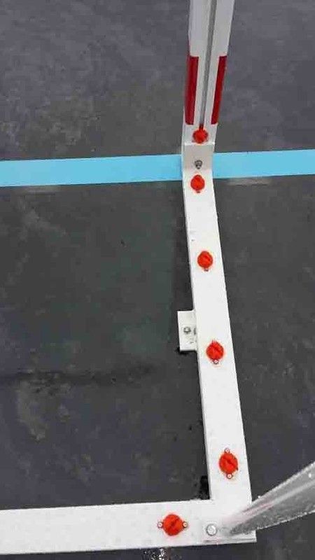 Conjunto de balizas portáteis em alumínio com base 80 x 40 mm