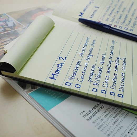 Caderno de notas autoadesivas 254x178mm com linhas amarelas