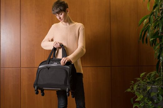 Maleta ejecutiva equilibrada con ruedas Contour™ 2.0 para portátiles — 15,6”