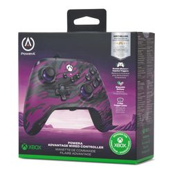 Mando alámbrico PowerA Advantage para Xbox Series X|S - Camuflaje morado