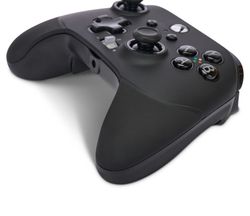 Controlador com fio PowerA FUSION Pro 3 para Xbox Series X | S - Preto