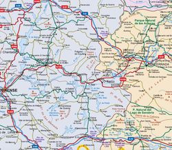 Tableau noir avec cartes d'Espagne, d'Europe et carte du monde avec cadre en aluminium