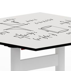 Mesa cuadrada TEAM SQ Rotulable. Dos tamaños y cinco tallas