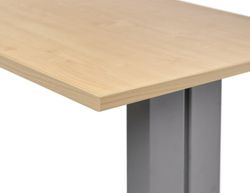 Série de tables de bureau en métal