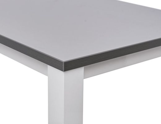 Tables carrées ou droites doubles et de réunion.