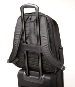 Mochila Contour 2.0 Pro 17", negro