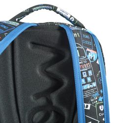 Sac à dos Paradis secondaire. Rembourré et avec divers sacs
