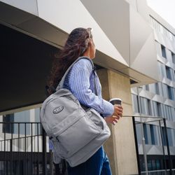 Mochila Tendencia Universitaria Gris