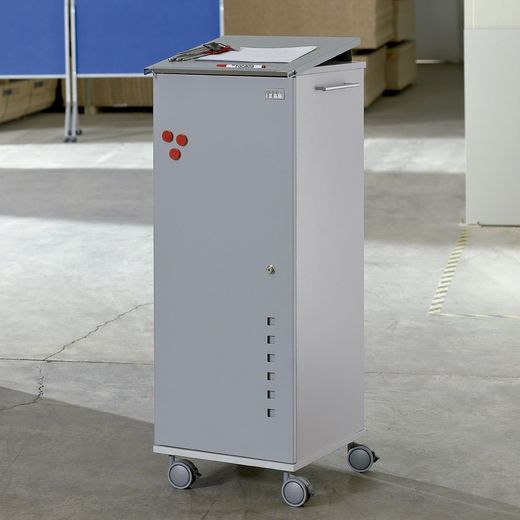 Armoire multifonction avec étagères