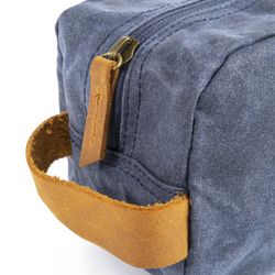 Trousse de toilette en toile bleue