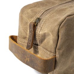 Trousse de toilette en toile camel