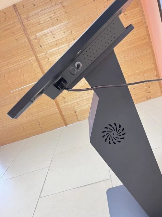 Pantalla interactiva Kiosk con soporte K. Varios tamaños