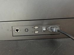 Pantalla publicitaria totem para interior. Varios tamaños