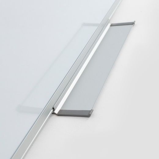 Pizarra Basic. Pizarra blanca magnética de 90 x 120 cm