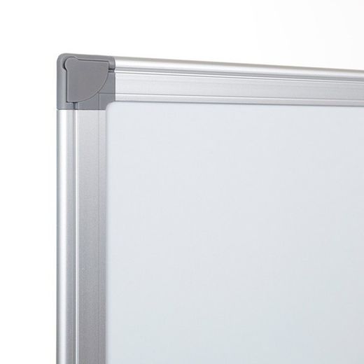 Pizarra Basic. Pizarra blanca magnética de 90 x 120 cm