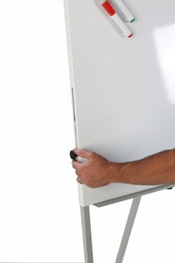 Cavalete para quadro branco com braço, sem rodas rd-610