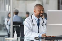 Souris optique filaire lavable Kensington Pro Fit®, noire