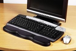 Repose-poignet pour clavier gel Kensington en noir