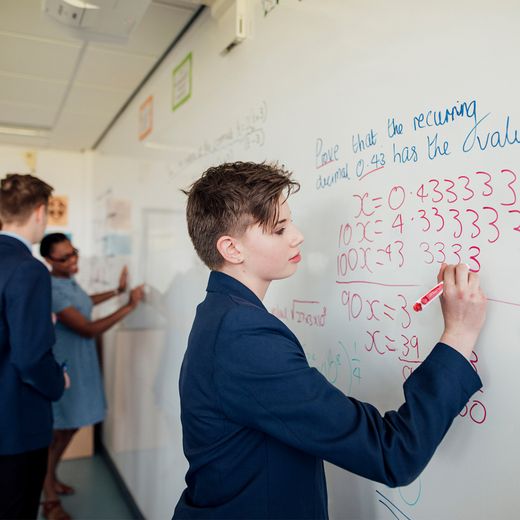 Rotulador retráctil Writech para pizarra