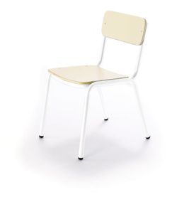 Cadeira de criança empilhável e disponível em 3 alturas e 10 cores