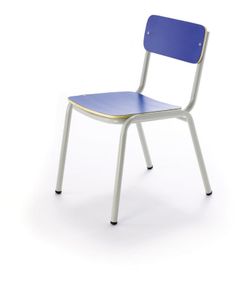 Cadeira de criança empilhável e disponível em 3 alturas e 10 cores