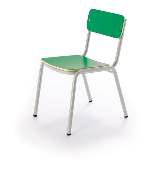 Cadeira de criança empilhável e disponível em 3 alturas e 10 cores