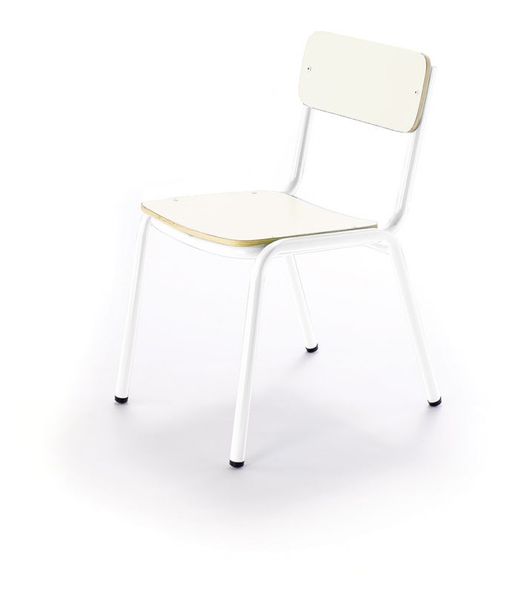 Cadeira de criança empilhável e disponível em 3 alturas e 10 cores