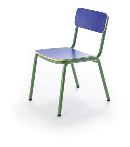 Cadeira de criança empilhável e disponível em 3 alturas e 10 cores