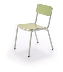 Cadeira de criança empilhável e disponível em 3 alturas e 10 cores